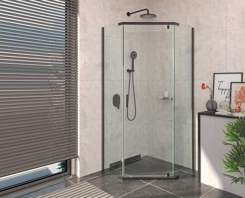 Душевой уголок Berges SOLO 061110 100х100 стекло прозрачное профиль черный без поддона