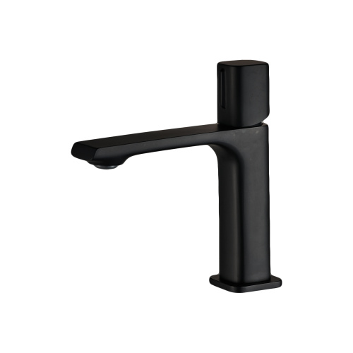 Смеситель Creavit AL1500S на раковину черный