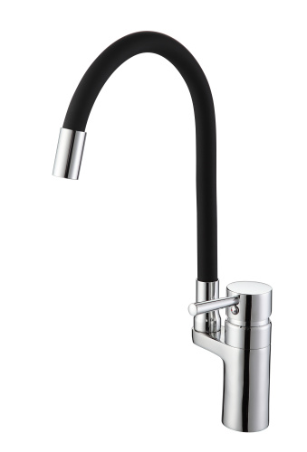 Смеситель для кухни D-Lin D157315-1 на мойку хром/черный