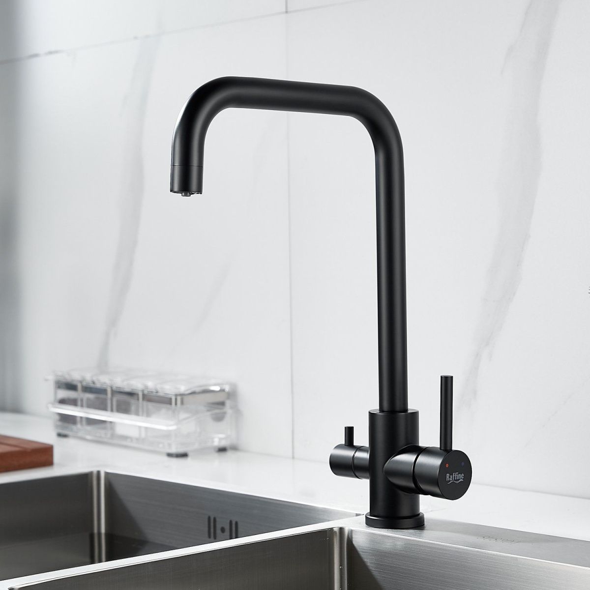 Смеситель для кухни Raffine F118H на мойку черный