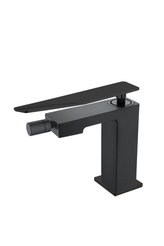 Смеситель Boheme Q 146-BB.2 на биде черный Смеситель Boheme Q 146-BB.2 на биде черный