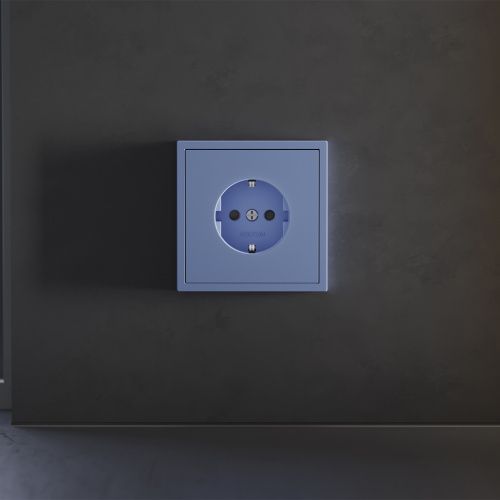 Накладка для розетки с заземлением и защитными шторками VOLTUM S70 VLS000715