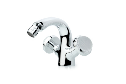Смеситель Boheme Satine 276-ST на биде хром Смеситель Boheme Satine 276-ST на биде хром