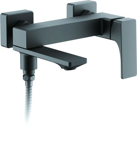 Смеситель для ванны и душа BELZ B60709-3 настенный оружейная сталь