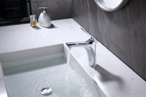 Смеситель Art Decco Vogue AVG018CPF на раковину хром