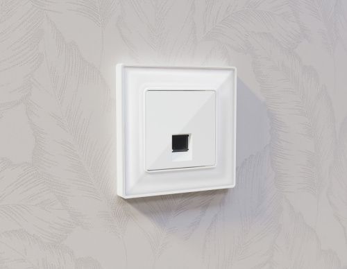 Комплект механизма компьютерной розетки RJ-45 экранированной с автоматической защитной шторкой Ambrella Volt MA MA112005