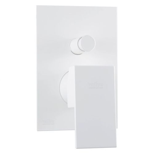 Смеситель для ванны и душа Webert Pegaso PE860101740 встраиваемый в стену белый