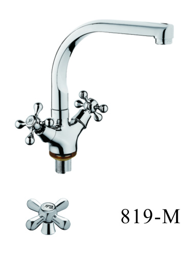 Смеситель для кухни D-Lin D153819-M на мойку хром