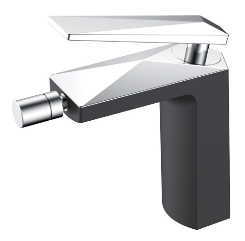 Смеситель Boheme Venturo 376-B на биде черный Смеситель Boheme Venturo 376-B на биде черный