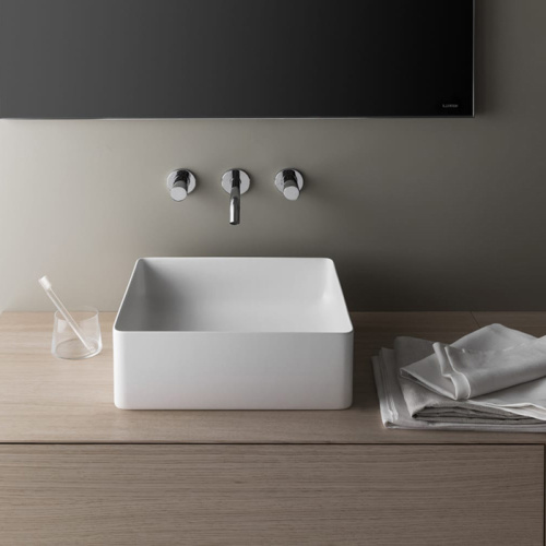 Раковина Laufen Living Square 36 см 8.1143.3.000.112.1 накладная цвет белый