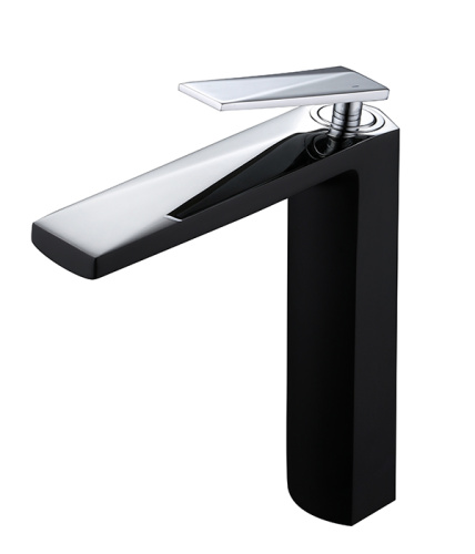 Смеситель Boheme Venturo 372-B на раковину черный