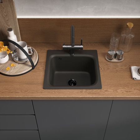 Смеситель для кухни Reflexion Lago RX9903BL на мойку вороненая сталь