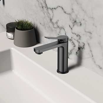 Смеситель Vincea Arco VBF-4AR01MB на раковину черный