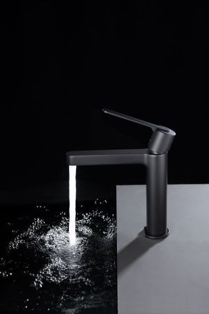 Смеситель AltroBagno Unione AltroBagnoUnione0136MB на раковину черный