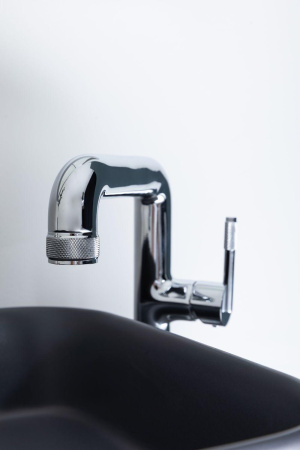 Смеситель Allen Brau Reality 5.32002-00 на раковину хром