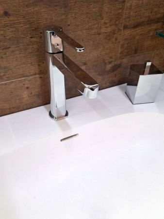 Смеситель AltroBagno Unione AltroBagnoUnione0135Cr на раковину хром