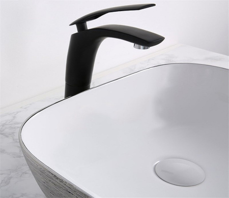 Раковина из санфаянса CeramaLux D1333H131 46х33 накладная цвет белый