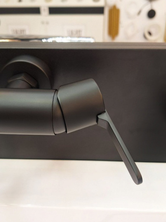 Смеситель для ванны AltroBagno Unione AltroBagnoUnione0221MB настенный черный матовый