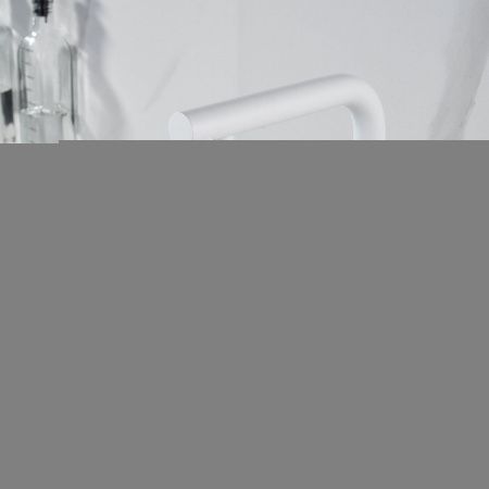 Смеситель для кухни Shevanik S468C на мойку белый