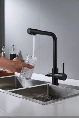 Смеситель для кухни Shevanik S328H на мойку черный