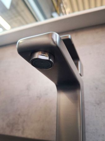 Смеситель AltroBagno Lamberto AltroBagnoLamberto0139GM на раковину оружейная сталь