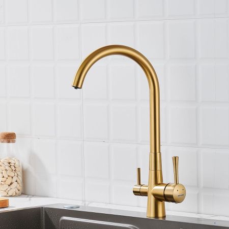 Смеситель для кухни Shevanik S428G на мойку золото