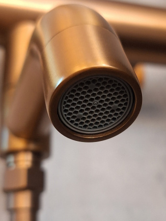 Душевая стойка AltroBagno Unione AltroBagnoUnione030211BC настенная цвет медь матовая