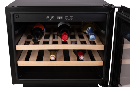 Винный шкаф встраиваемый Graude FWK 45.2