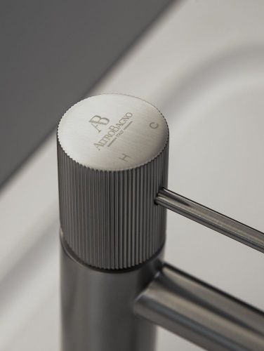 Смеситель AltroBagno Bilancia AltroBagnoBilancia0141GM на раковину оружейная сталь - фото 4