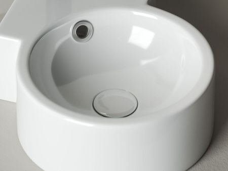 Раковина из сантехнического фарфора Ceramica Nova ELEMENT CN5019 40х30 подвесная цвет белый 1 отверстие под смеситель