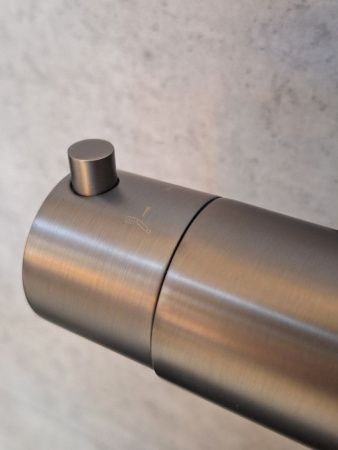 Душевая стойка AltroBagno Unione AltroBagnoUnione030210GM настенная цвет оружейная сталь