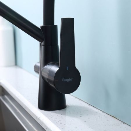 Смеситель для кухни Raglo R80 R80.62.06 на мойку черный