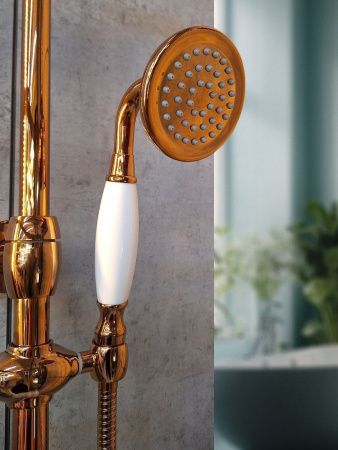 Душевая стойка AltroBagno Beatrice AltroBagnoBeatrice030403ROr настенная цвет розовое золото