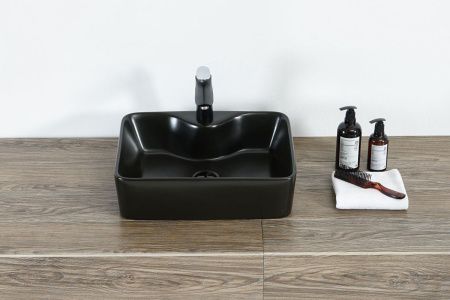 Раковина из сантехнического фарфора Orange B01-475mb 50х40 накладная цвет черный 1 отверстие под смеситель