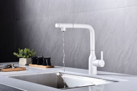 Смеситель для кухни Paulmark VIPER Vi213105-WH на мойку белый