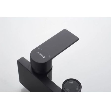 Душевая стойка Knotlor KN-72/BL настенная цвет черный