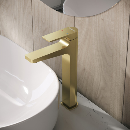 Смеситель Grossman Classic 520.K35.04.320 на раковину золото