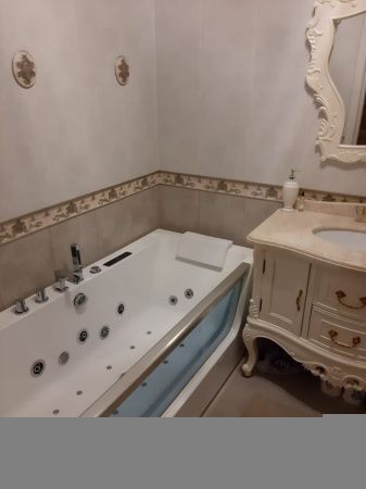 Ванна акриловая Frank 2015104 180х80 пристенная прямоугольная с каркасом