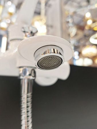 Смеситель для ванны AltroBagno Beatrice AltroBagnoBeatrice0206Bi настенный белый