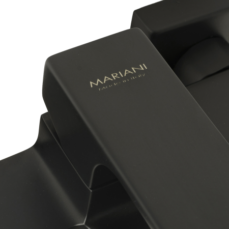 Смеситель для ванны Mariani Rebel B14212RE настенный черный