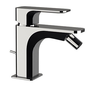 Смеситель Daniel Tiara TA604-15 на биде черный матовый Смеситель Daniel Tiara TA604-15 на биде черный матовый