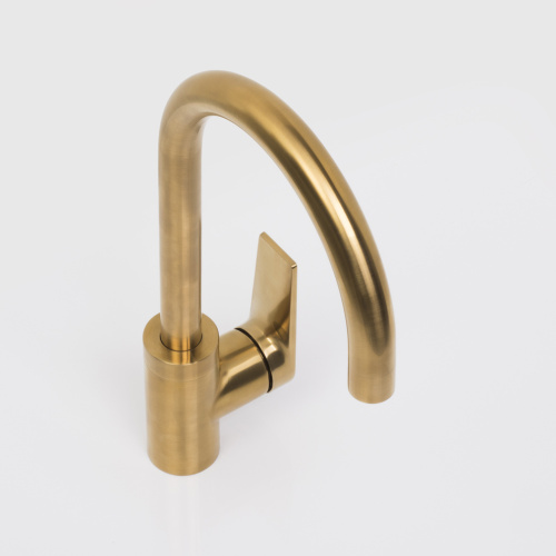 Смеситель для кухни Wasserkraft Aisch 5500 5507 на мойку золото - фото 3