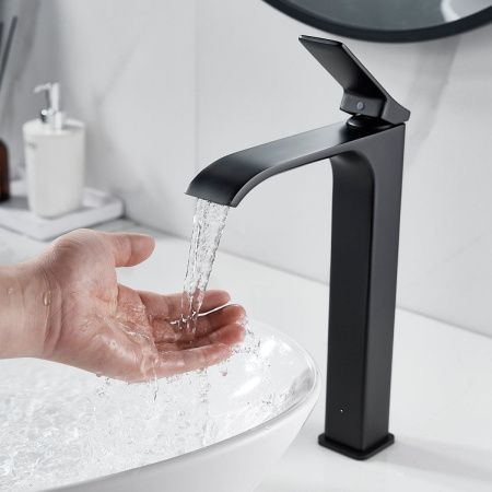 Смеситель для раковины Shevanik S4011H на столешницу черный