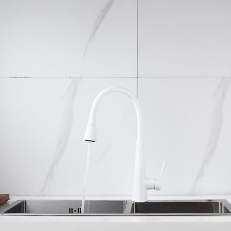 Смеситель для кухни Rose R213C на мойку белый