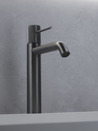 Смеситель для раковины AltroBagno Bilancia AltroBagnoBilancia010226GM на столешницу оружейная сталь