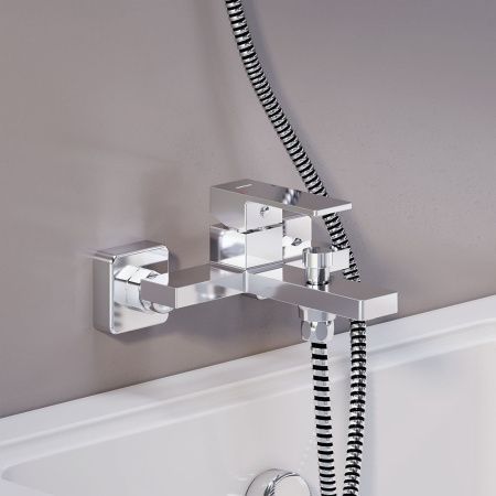 Смеситель для ванны и душа Damixa Gala 531000000 настенный хром