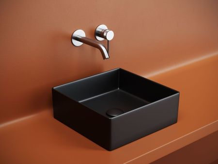 Раковина из сантехнического фарфора Ceramica Nova ELEMENT CN6068MB 40х40 накладная цвет черный без отверстий под смеситель