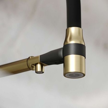 Смеситель для кухни Sancos Garda SC4009BG на мойку золото