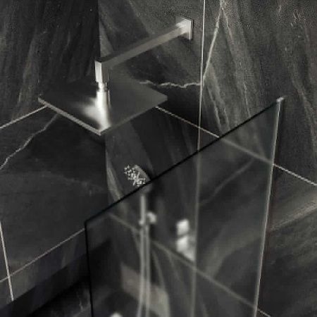 Душевая шторка на ванну Maybah Glass MGV-253-5у 30х140 стекло тонированное профиль хром ориентация универсальная