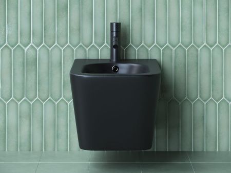 Биде подвесное Ceramica Nova METRIC CN3008MB цвет черный